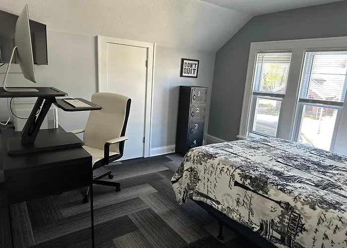 Il 2bd Upper Queen Bed, Patio & Fast Wifi Рокфорд